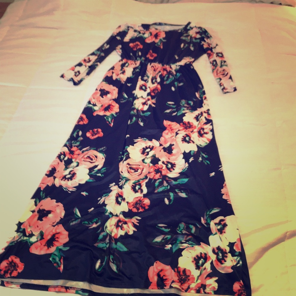 Long Sleeve Floral Maxi Dress